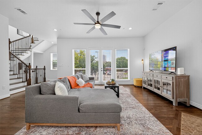 Building Photo - 1505 Wentworth St