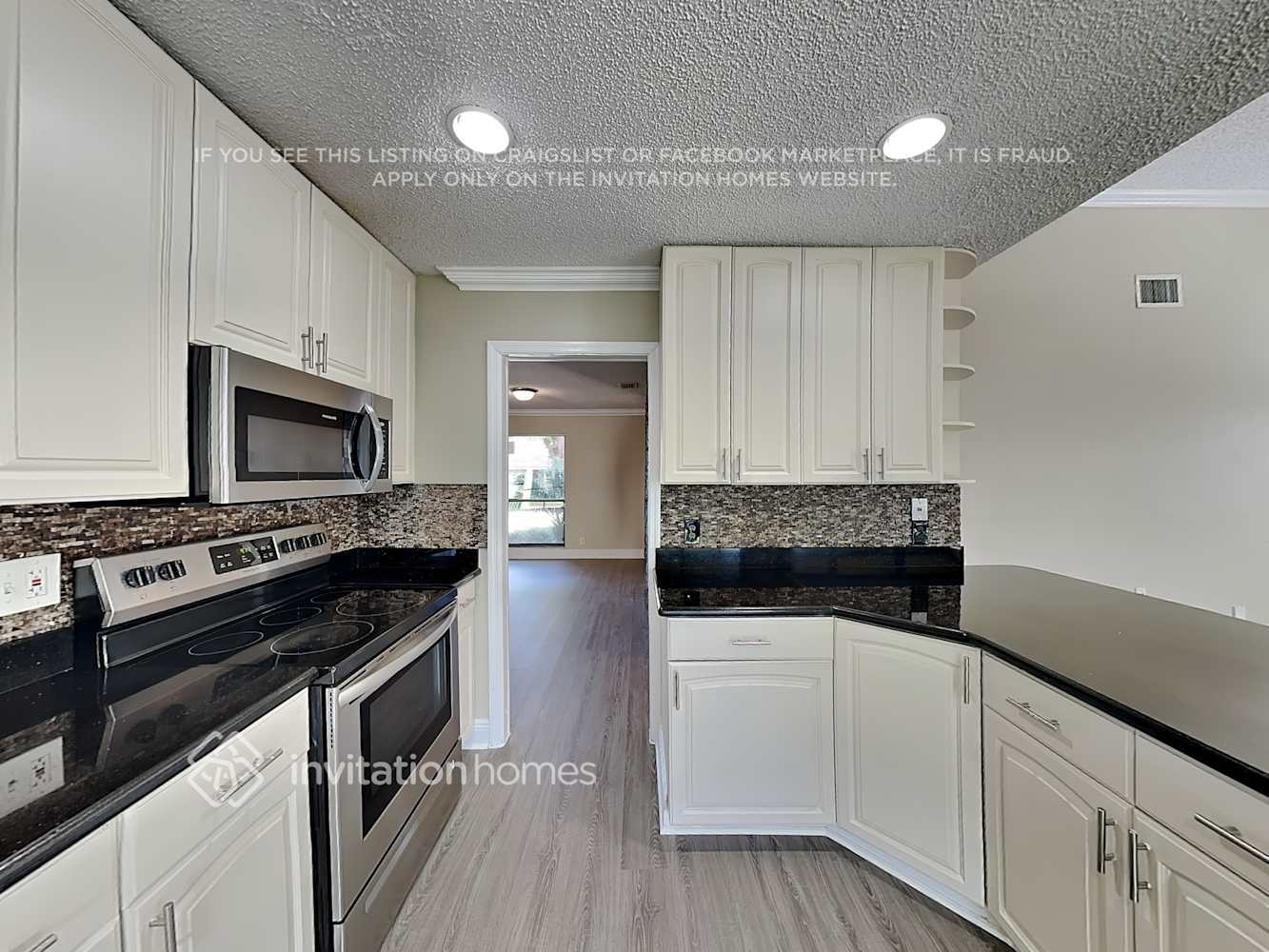 Building Photo - 3914 NW 72nd Dr