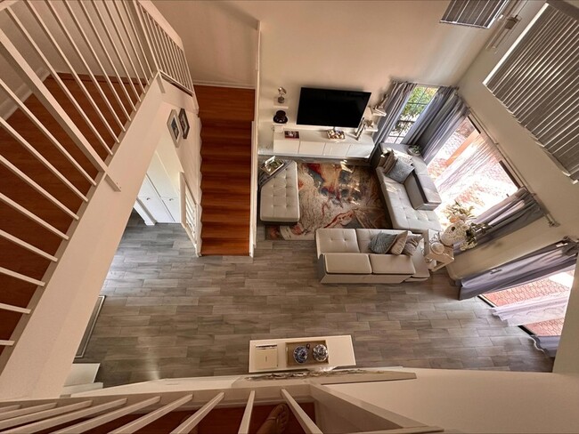 Building Photo - 1728 Shoreside Cir