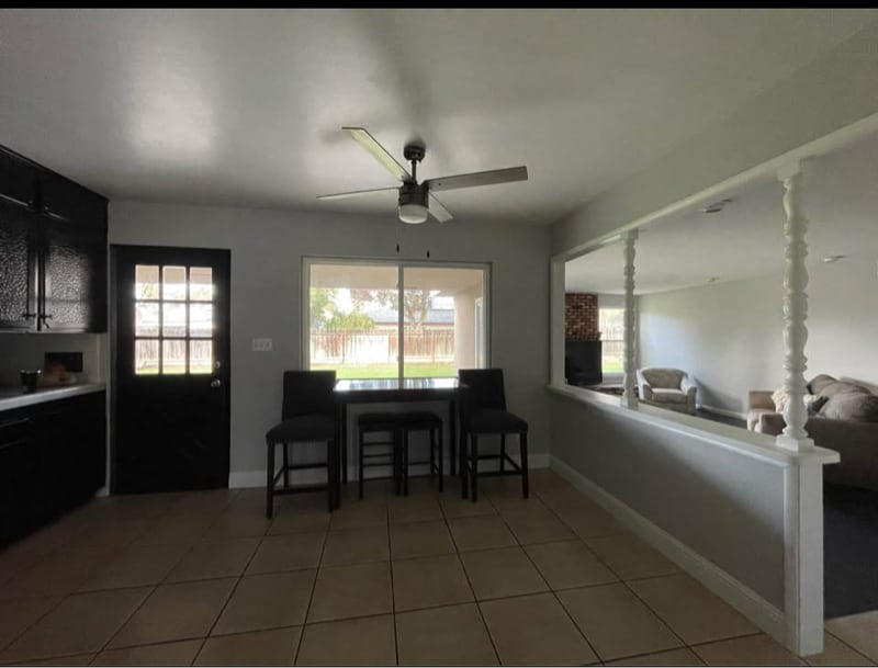 Building Photo - 3272 W Browning Ave