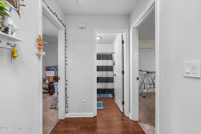 Building Photo - 175 Hannah Way