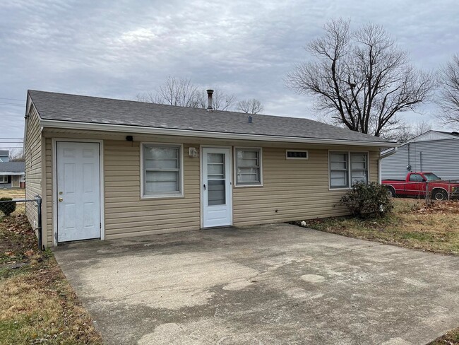 Building Photo - Three bedroom home for rent off of Valley ...