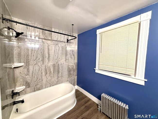 Building Photo - 80 North St