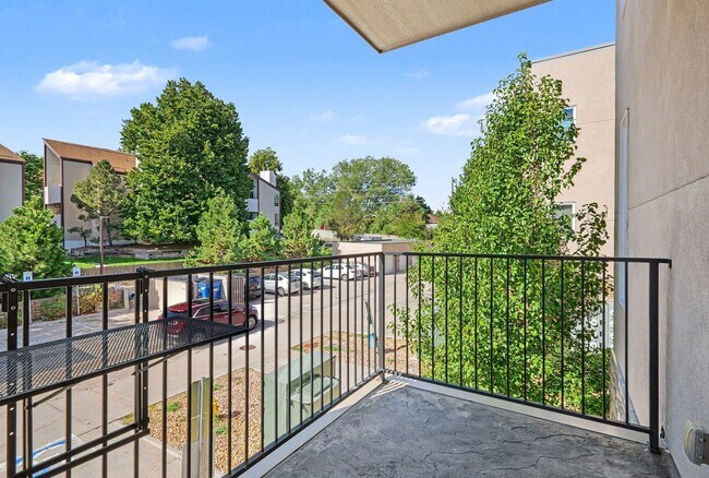 Building Photo - 14936 E Hampden Ave