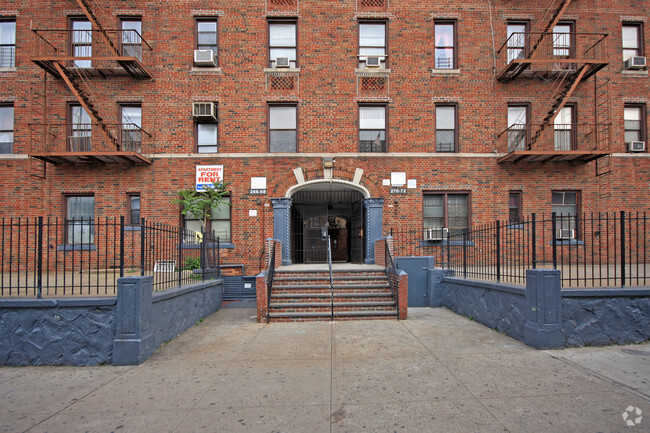 Building Photo - 266-272 Nagle Ave