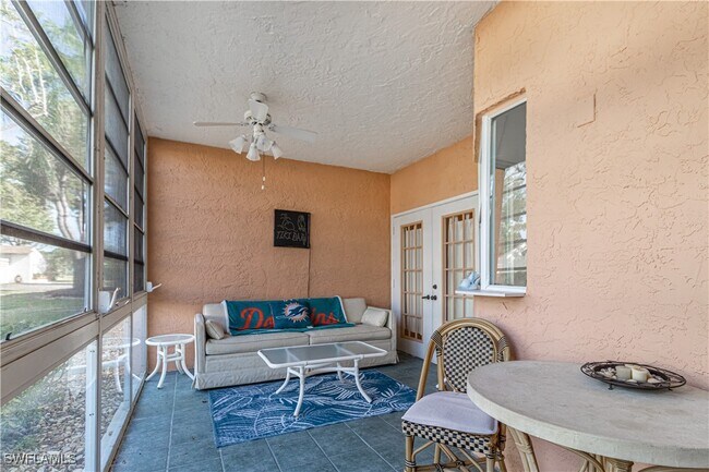 Building Photo - 13201 Oakmont Dr