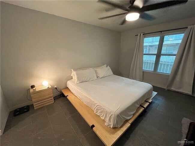 Building Photo - 95 Poinciana Dr
