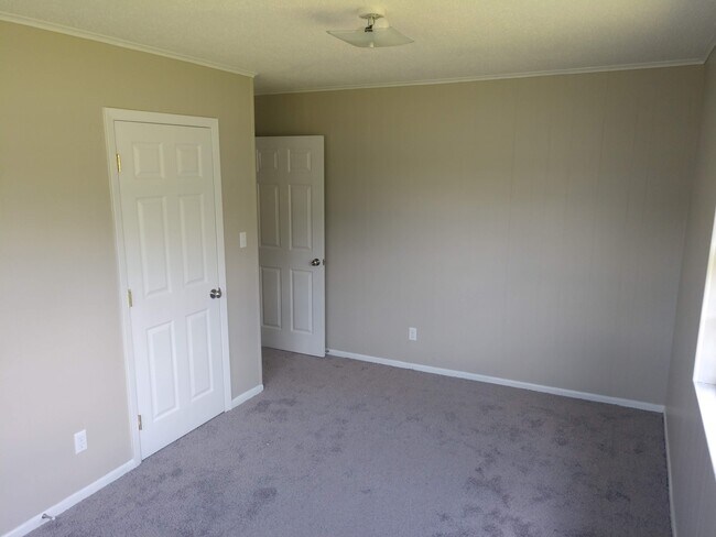 Bedroom 2 - 486 Saddle Club Rd