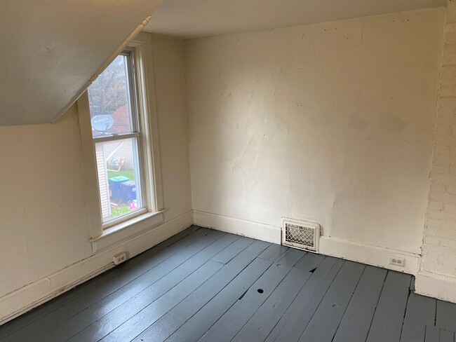 Building Photo - 1331 Grand Ave