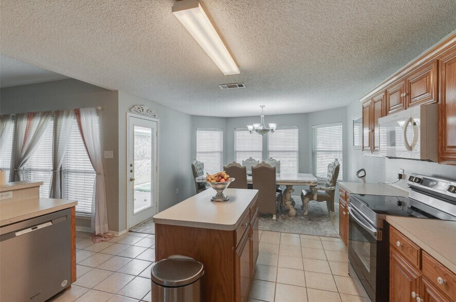Building Photo - 308 McMurtry Dr