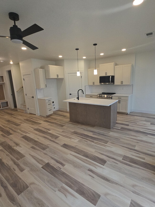 Building Photo - 4613 Highgarden Wy