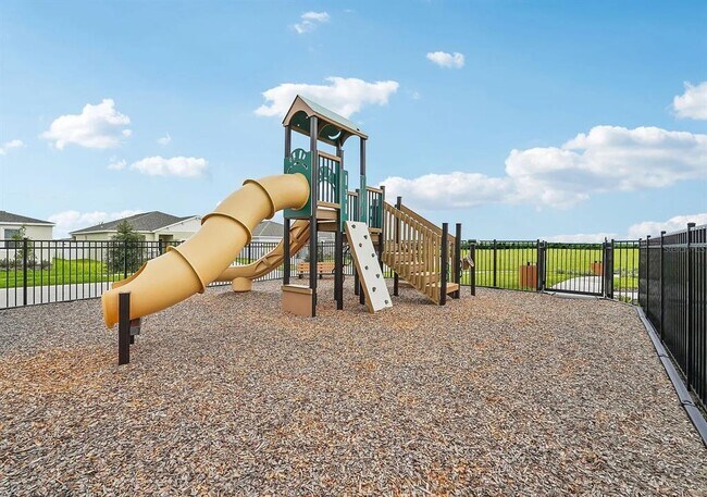 Building Photo - 1315 Normandy Dr