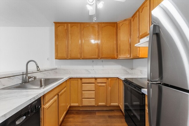 Building Photo - 1145 Bismarck Ln