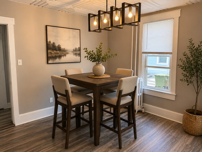 Building Photo - Modern 2 bedroom End-of-Row Townhome in Rothsville - w/ Garage & In Unit Laundry!