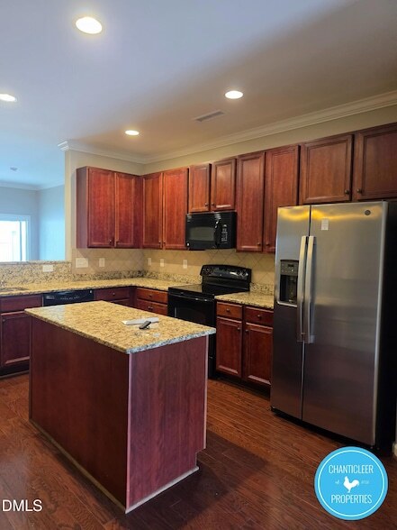 Building Photo - 210 Leighann Ridge Ln
