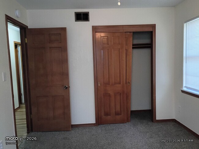 Building Photo - 3306 Mockingbird Ln