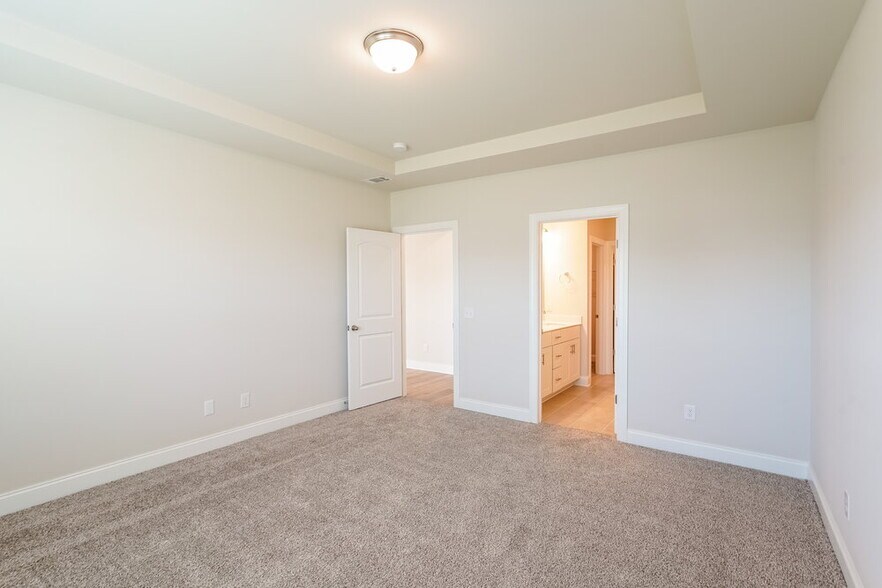 Building Photo - 1230 Dutch peak