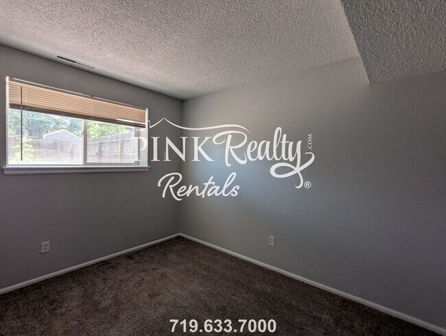 Building Photo - 2583 Prescott Cir E