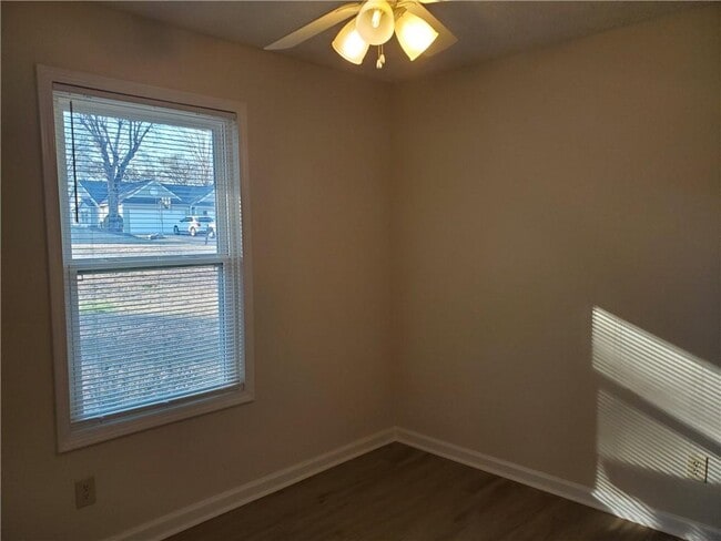 Building Photo - 3113 Waterford Ct