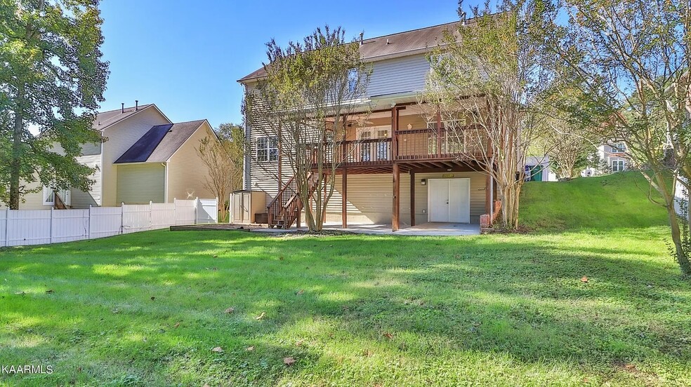Building Photo - 1852 Pinestraw Ln