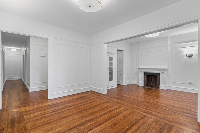 Primary Photo - 284 Orange St