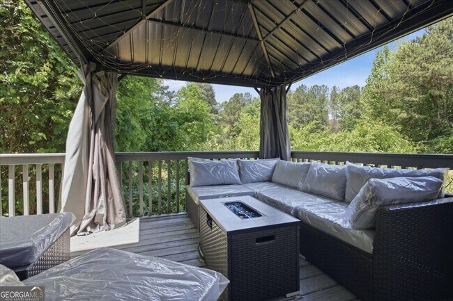 Building Photo - 1459 Bridgewater Branch