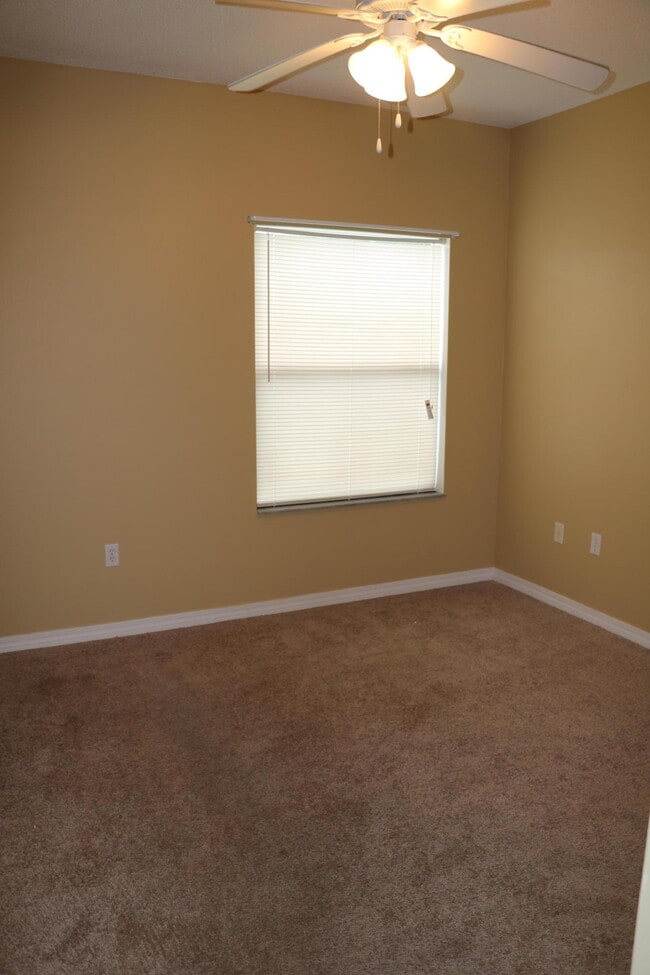 Building Photo - 7270 Mossy Oaks Dr