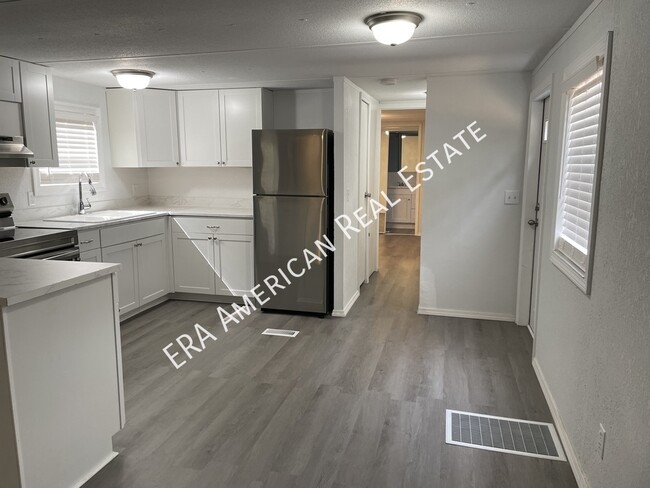 Building Photo - 5975 Staff Rd