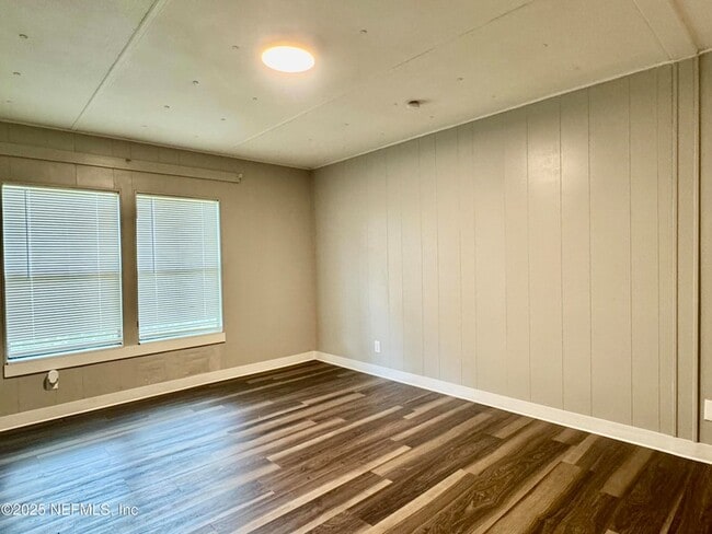 Building Photo - 13716 John Williams Rd