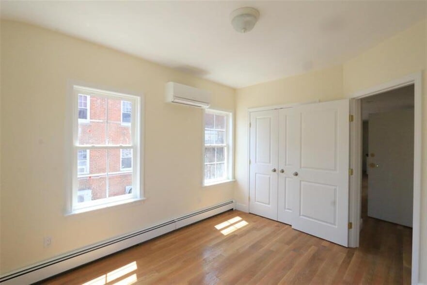 Building Photo - 220 Massachusetts Ave