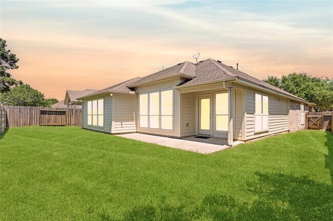Building Photo - 11047 Pierce Valley Dr
