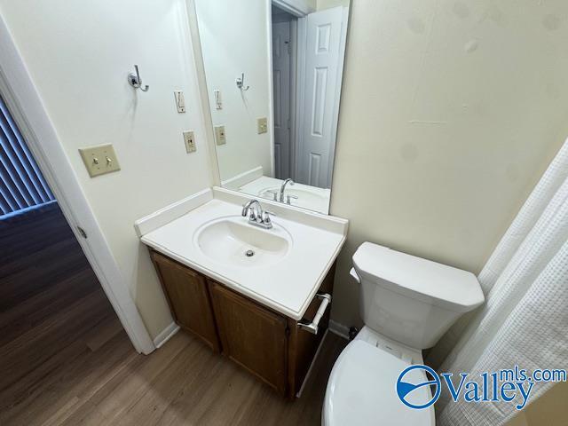 Building Photo - 5009 7 Pine Cir