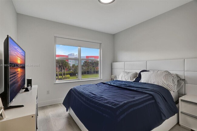 Building Photo - 1171 Veleiros Blvd