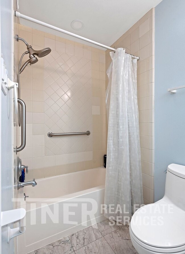 Building Photo - 3644 Cody Way