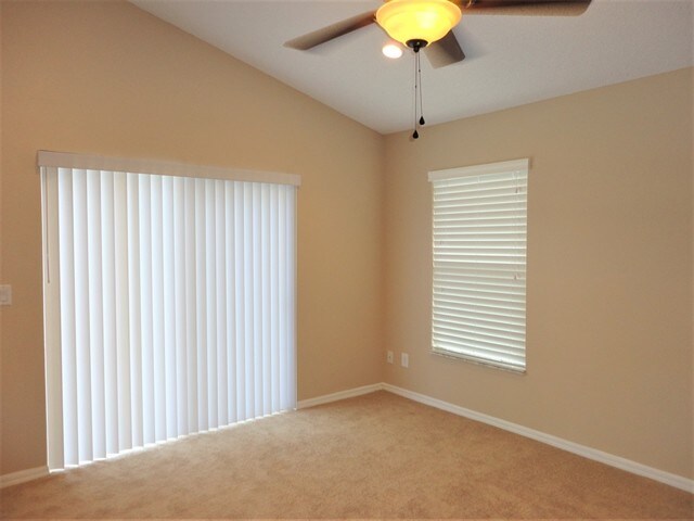 Building Photo - 1410 Scotch Pine Dr