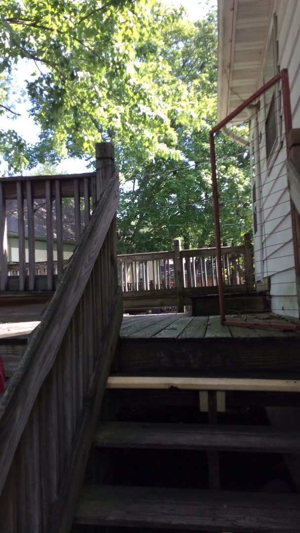 Building Photo - Available August 18th, 2026!