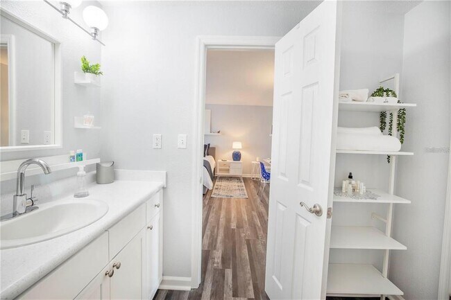 Building Photo - 4816 Snook Dr SE