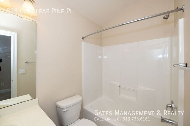Building Photo - 826 Longleaf Pine Pl