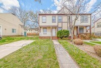 Building Photo - 317 49th St