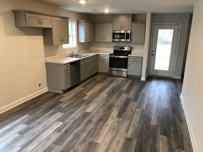 Building Photo - 4410 Easthaven Circle Tuscaloosa, AL 35405