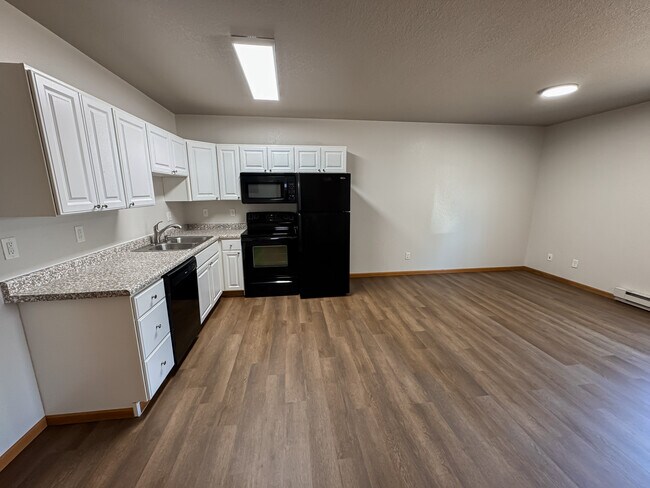 Building Photo - Theater Apartments Beulah