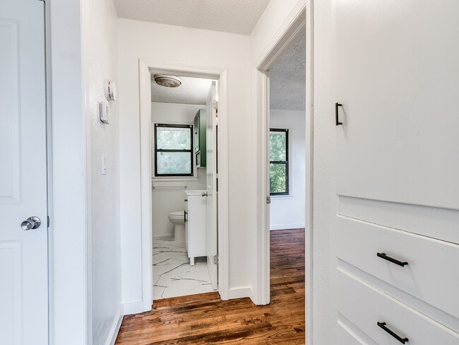 Building Photo - 2921 NE 17th Ave