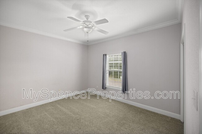 Building Photo - 1578 Venice Ave