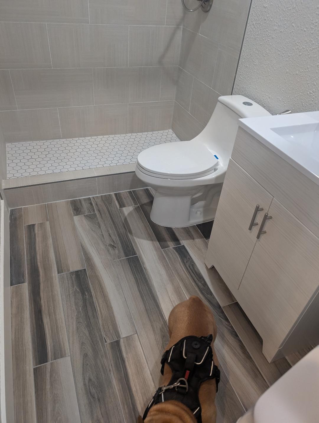 Bathroom - 4110 Hale Pky