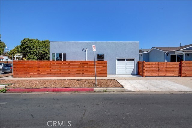Building Photo - 3626 S Cimarron St