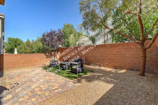 Building Photo - 7463 Earnshaw Ave