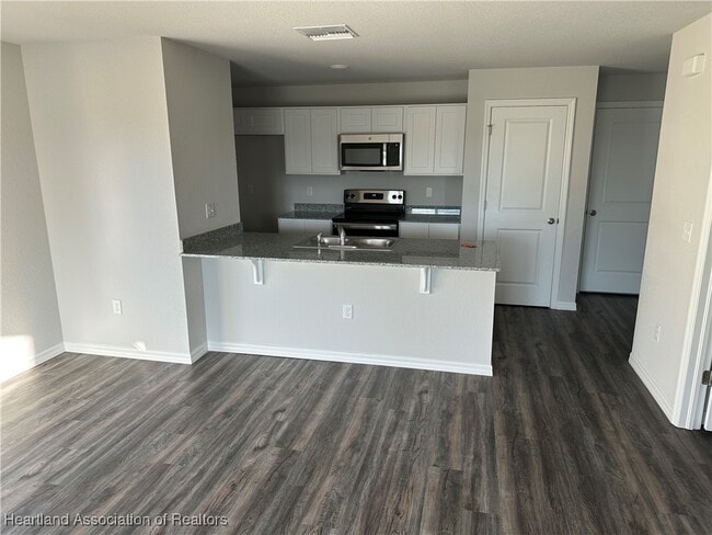 Building Photo - 1209 Stone Ridge Cir