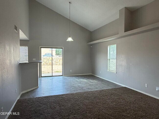 Building Photo - 11728 Mesquite Bush Dr