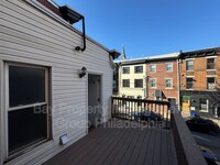 Building Photo - 341 W Girard Ave