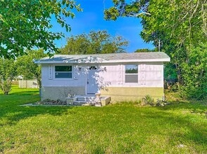 Building Photo - 317 Jessica St S